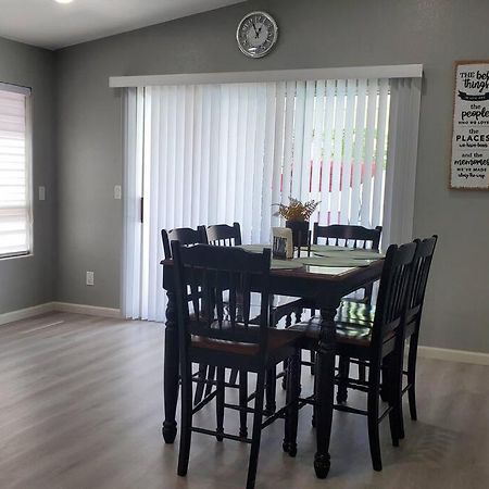 Comfortable Family Home ลาสเวกัส ภายนอก รูปภาพ