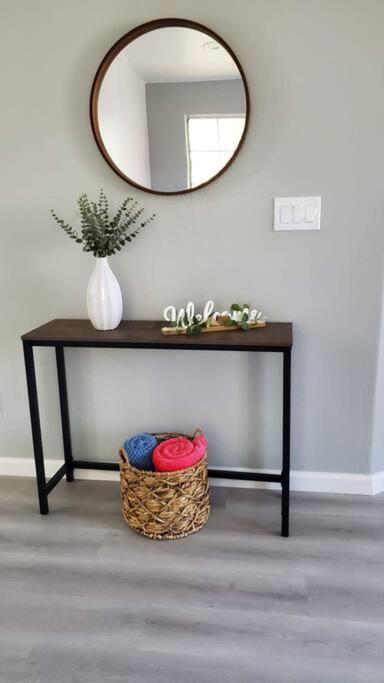 Comfortable Family Home ลาสเวกัส ภายนอก รูปภาพ