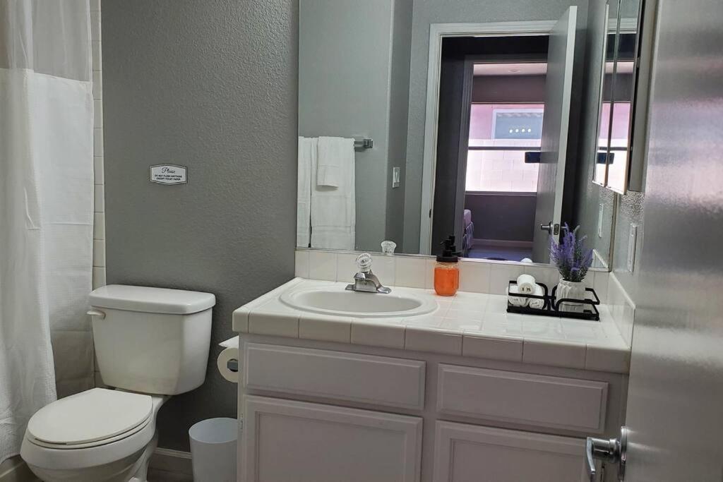 Comfortable Family Home ลาสเวกัส ภายนอก รูปภาพ